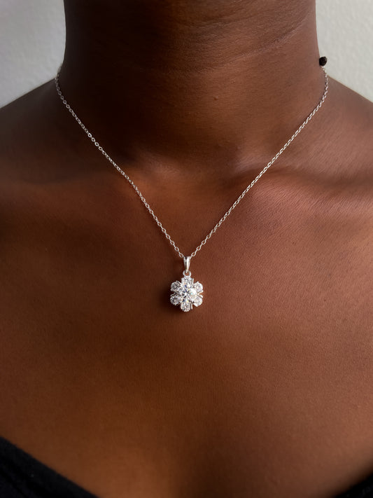 The Fiore Moissanite Necklace