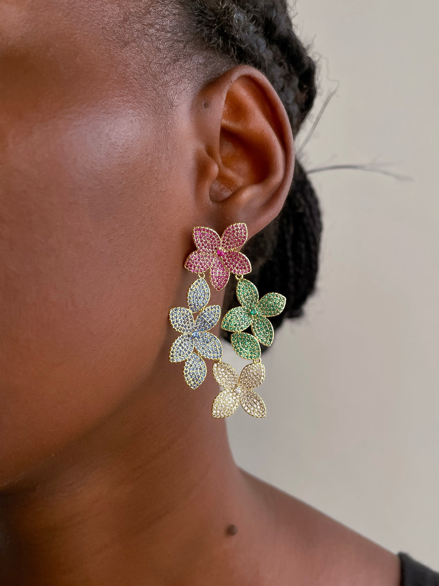The Dalia Earring (gold multicolor)