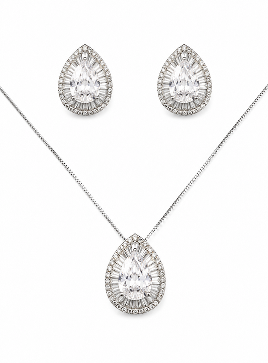 The Nandra Earring and Necklace Set