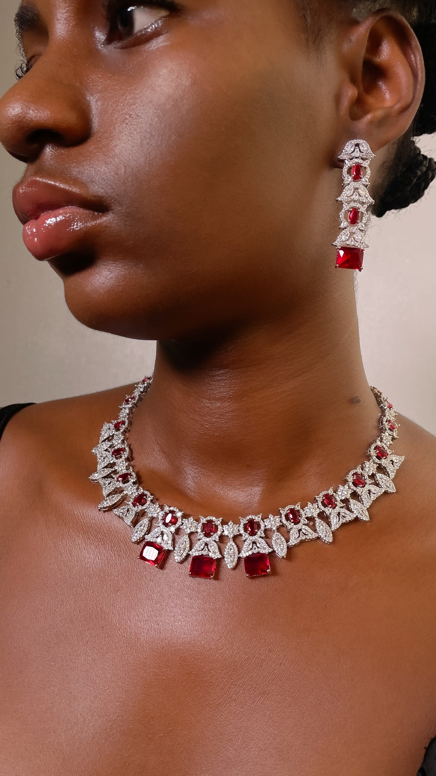The Yoha Set (red and silver)